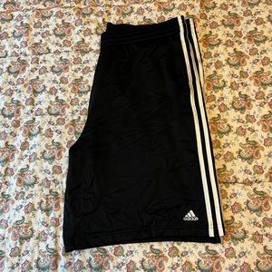 Men’s Black Adidas Shorts XL
